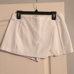 Lilly Pulitzer White Skort